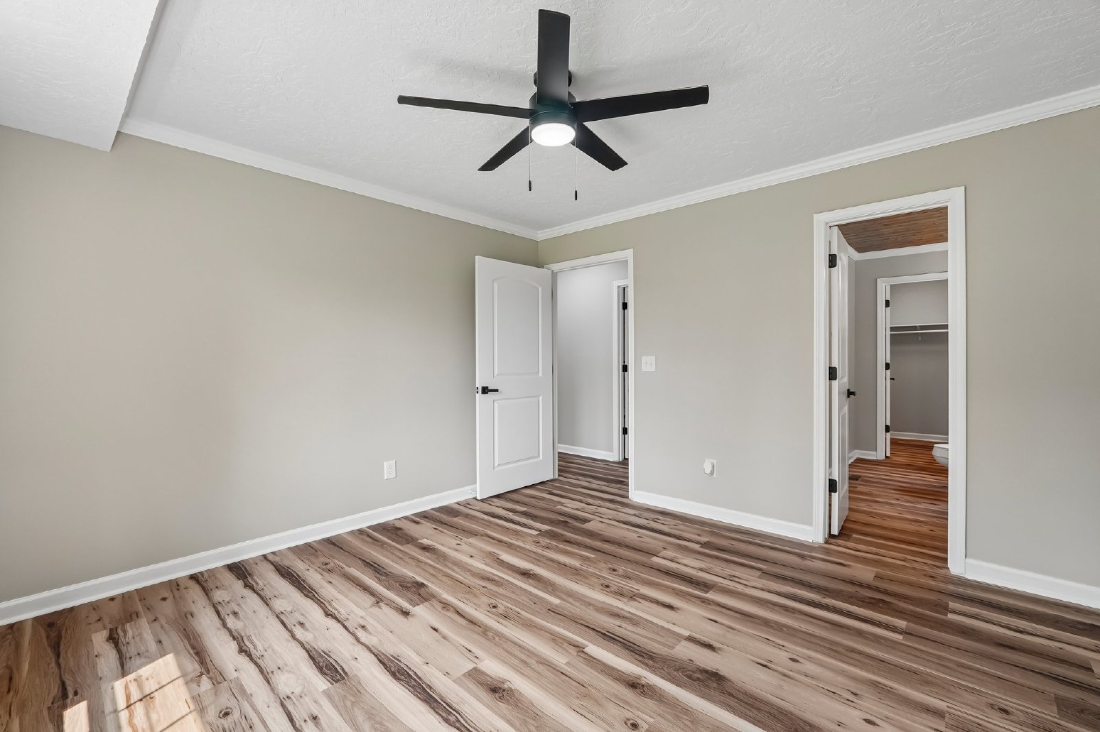 Completely renovated home in Mocksville property image